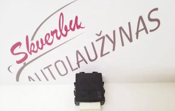 Toyota RAV 4 (XA30) Window wiper relay 8594042020 4230001000
