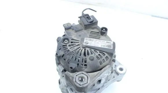 Toyota Verso Generator/alternator 8574045