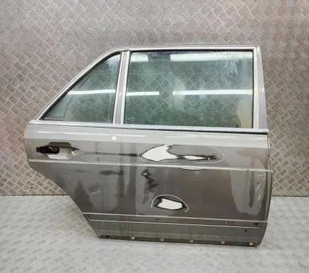 Mercedes-Benz S W126 Rear door A1267300805