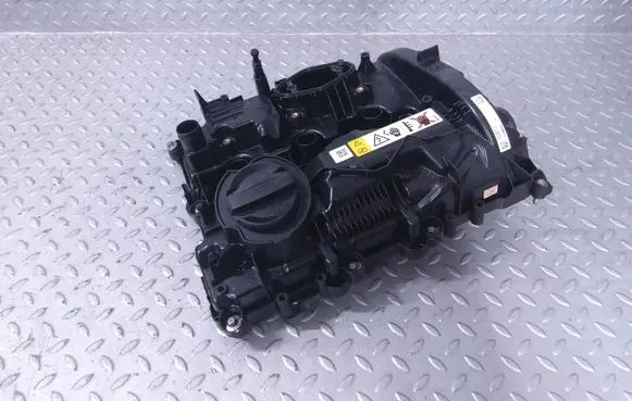 BMW X1 F48 F49 Rocker cam cover 11129469585 9469585 8631744