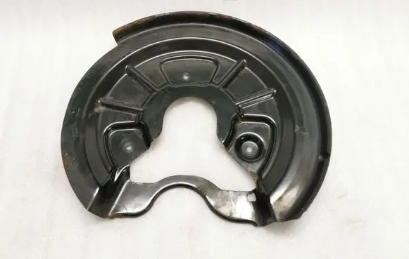 Skoda Octavia Mk2 (1Z) Rear brake disc plate dust cover 170615612 170615612B