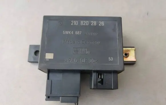 Mercedes-Benz C W202 Immobilizer control unit/module 2108202826 5WK4687