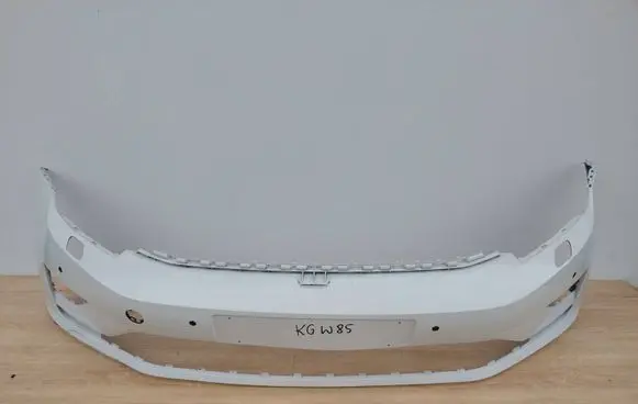 Volkswagen Golf Sportsvan Front bumper 510807221F