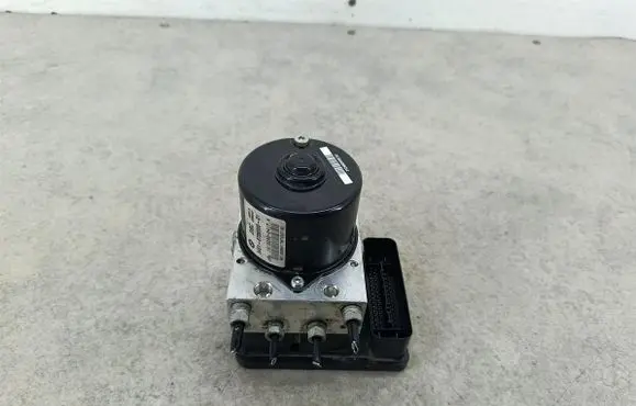 BMW 3 E90 E91 ABS Pump 