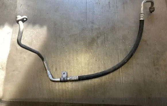 Renault Captur Air conditioning (A/C) pipe/hose 924901662 V2013042