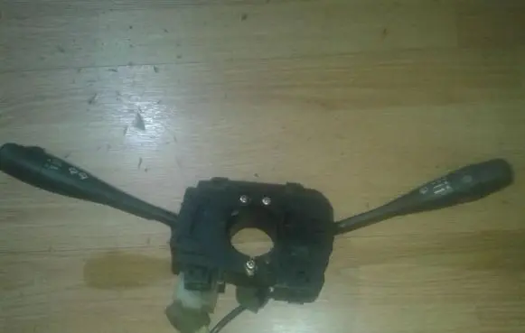 Nissan Sunny Wiper turn signal indicator stalk/switch