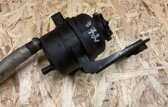 Mini One - Cooper R50 - 53 Power steering fluid tank/reservoir 1097164