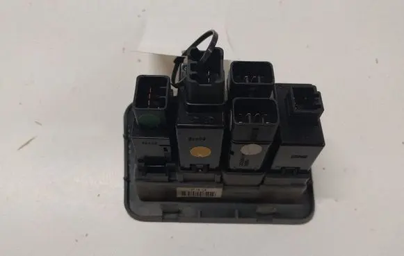 Hyundai Santa Fe Light switch 201003966