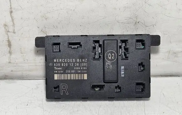 Mercedes-Benz Vito Viano W639 Door control unit/module 6398201226
