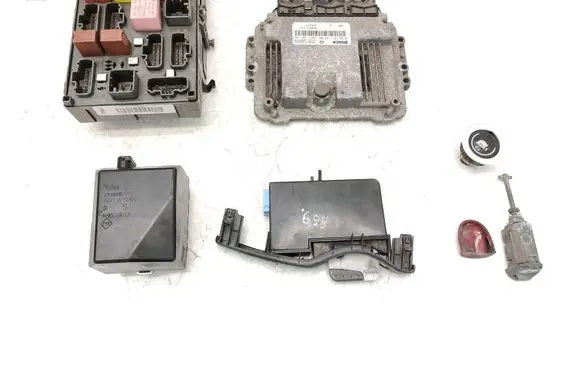 Engine ECU kit and lock set