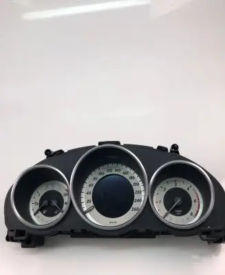Mercedes-Benz E C207 W207 Speedometer (instrument cluster) A2129007129