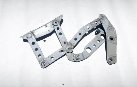 BMW 8 E31 Engine bonnet/hood hinges 41618108393