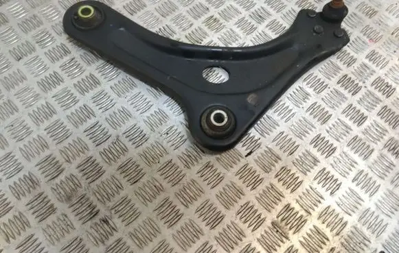 Peugeot 2008 I Front lower control arm/wishbone