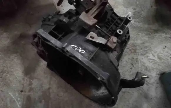 Mazda 3 I Automatic gearbox M5R7F096
