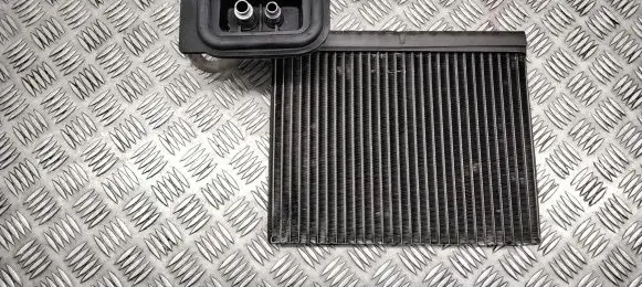 BMW X5 F15 Air conditioning (A/C) radiator (interior) 670692X372