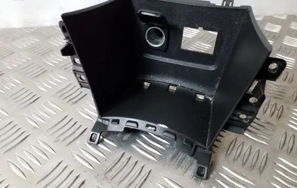 Opel Mokka 12 V Socket (rear) 95080702