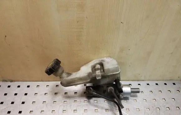 Nissan Note (E11) Master brake cylinder 46090AX600
