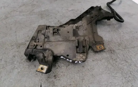 Audi A4 S4 B8 8K Headlight/headlamp mounting bracket 1301073033