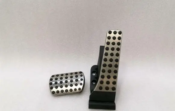 Mercedes-Benz CLS C218 X218 Accelerator throttle pedal A2043000204
