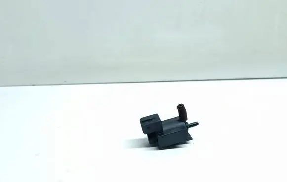 BMW 5 F10 F11 Vacuum valve 7810831