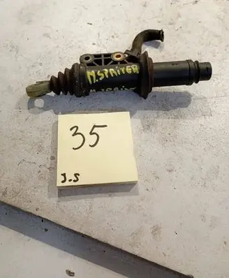 Mercedes-Benz Sprinter W901 W902 W903 W904 Clutch slave cylinder A0002542508