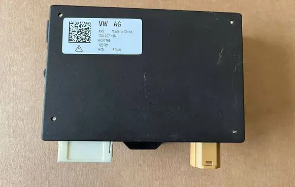 Audi A3 8Y Voltage converter/converter module 7C0907155