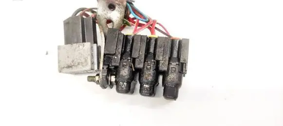 Toyota Auris 150 Fuse box set