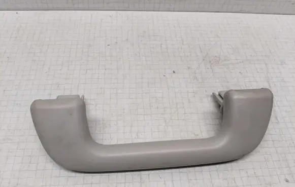 Toyota Avensis T250 Rear interior roof grab handle