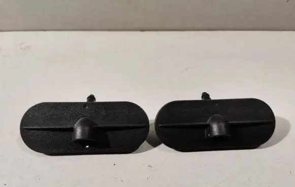 Windshield washer spray nozzle