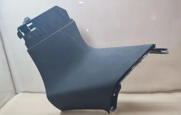Audi Q5 SQ5 (D)pillar trim (top) 8R0867246H