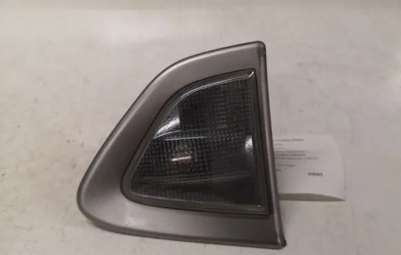 Chevrolet Captiva Front fender indicator light 96627100