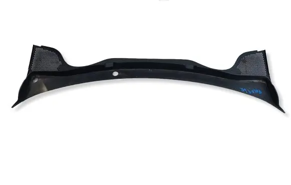 Volkswagen Polo V 6R Wiper trim 