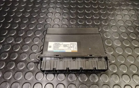 Keyless (KESSY) go control unit/module