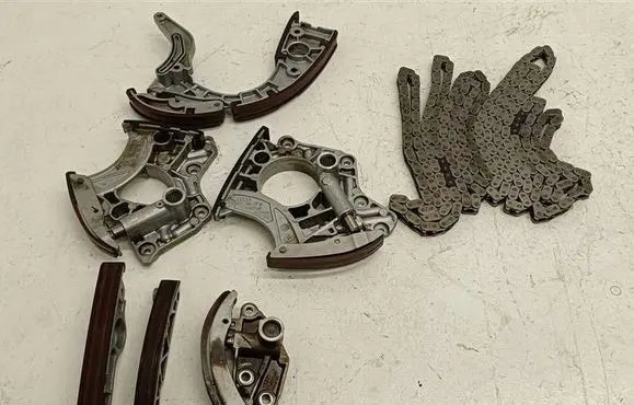 Audi A6 S6 C6 4F Slide rail for timing chain 