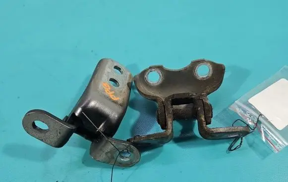 Toyota RAV 4 (XA50) Front door hinge set IMPRK1533819