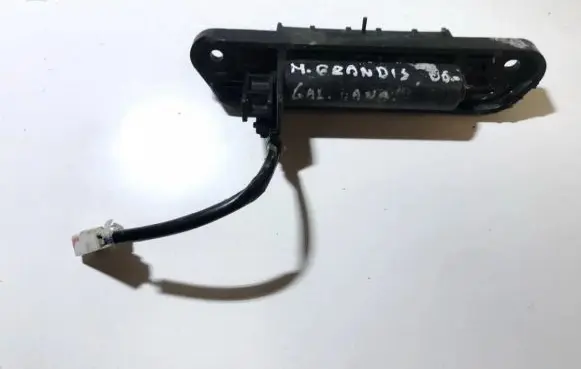 Mitsubishi Grandis Tailgate/trunk/boot exterior handle