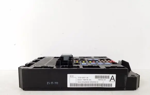Jaguar XF X250 Fuse module BX2314B476AA