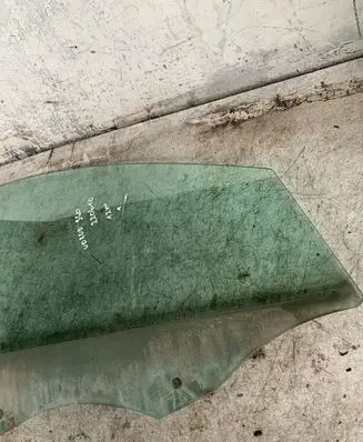 Volvo S60 Front door window glass four-door
