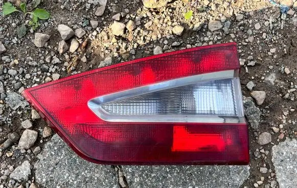 Ford Galaxy Tailgate rear/tail lights 6M2113A602EB 12102007 2TZ00923402