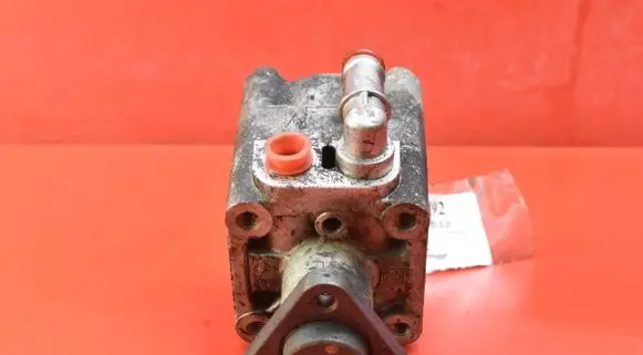 BMW 3 E36 Power steering pump