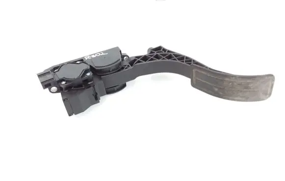 Volkswagen Polo III 6N 6N2 6NF Accelerator pedal position sensor 