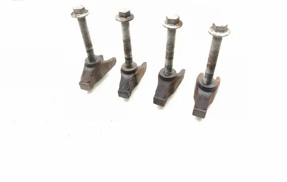 Chrysler Voyager Fuel Injector clamp holder 4PSC