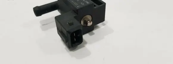 Volvo S60 Turbo solenoid valve 72251702