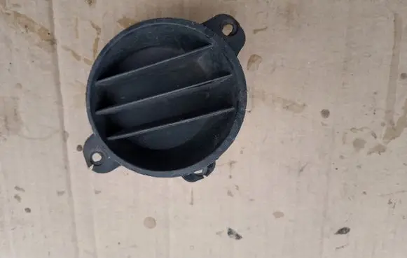Ford Mondeo Mk III Front fog light trim/grill 1S7117A990BB