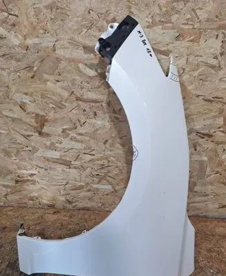 Mazda 3 II Fender