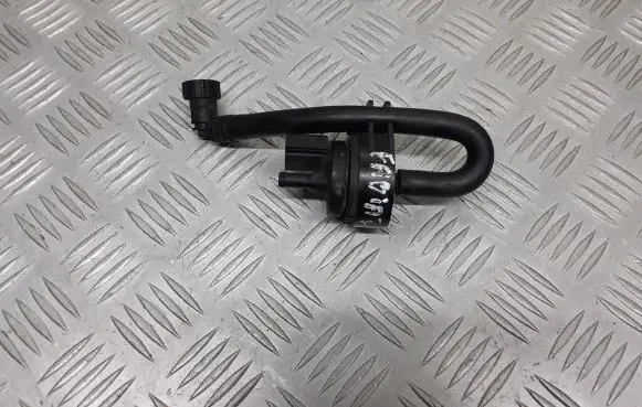 Skoda Fabia Mk1 (6Y) Valve vacuum 6Q0133366