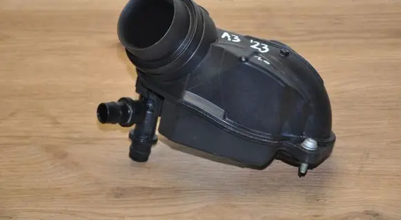 Audi A3 8Y Intake resonator 05C129654C