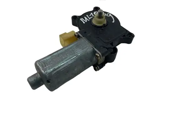 Volvo XC90 Rear door window regulator motor 0130821777