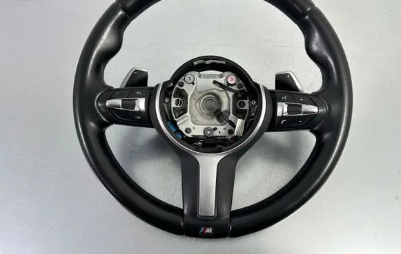 BMW X1 F48 F49 Steering wheel 3074437