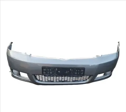 Toyota Corolla Verso E121 Front bumper 521190F010